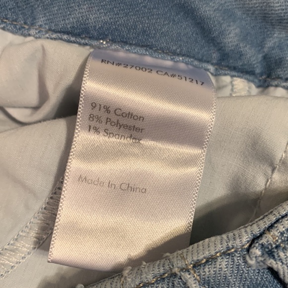 PAIGE light Jean color Joggers with vintage embroidery button down shirt - Picture 16 of 16